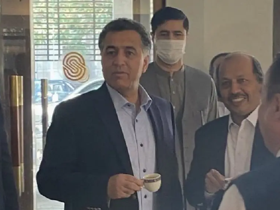 بازداشت ۳ افسر بازنشسته ارتش پاکستان در رابطه با پرونده فساد ژنرال حمید