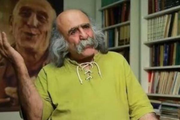 صحافي إيراني: نظام "الجمهورية الإسلامية" يعاني من "انحرافات" منذ نجاح ثورة 1979