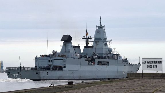 شلیک اشتباه ناوچه آلمانی به یک پهپاد تجسسی آمریکا در دریای سرخ به خطا رفت