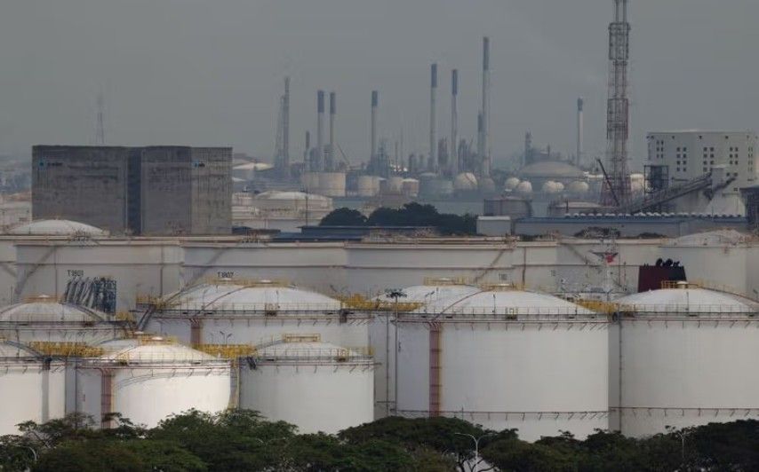 کویت از آتش‌سوزی در یک تاسیسات نفتی پس از حمله پهپادی جمهوری اسلامی خبر داد