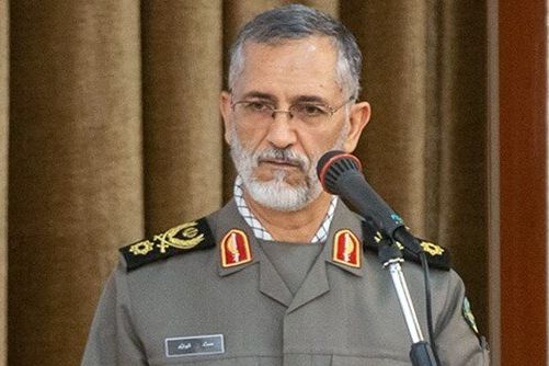 رییس دفتر نظامی علی خامنهای: قدرتهای بزرگ برای تامین نیازشان به سمت ما دست دراز کردند