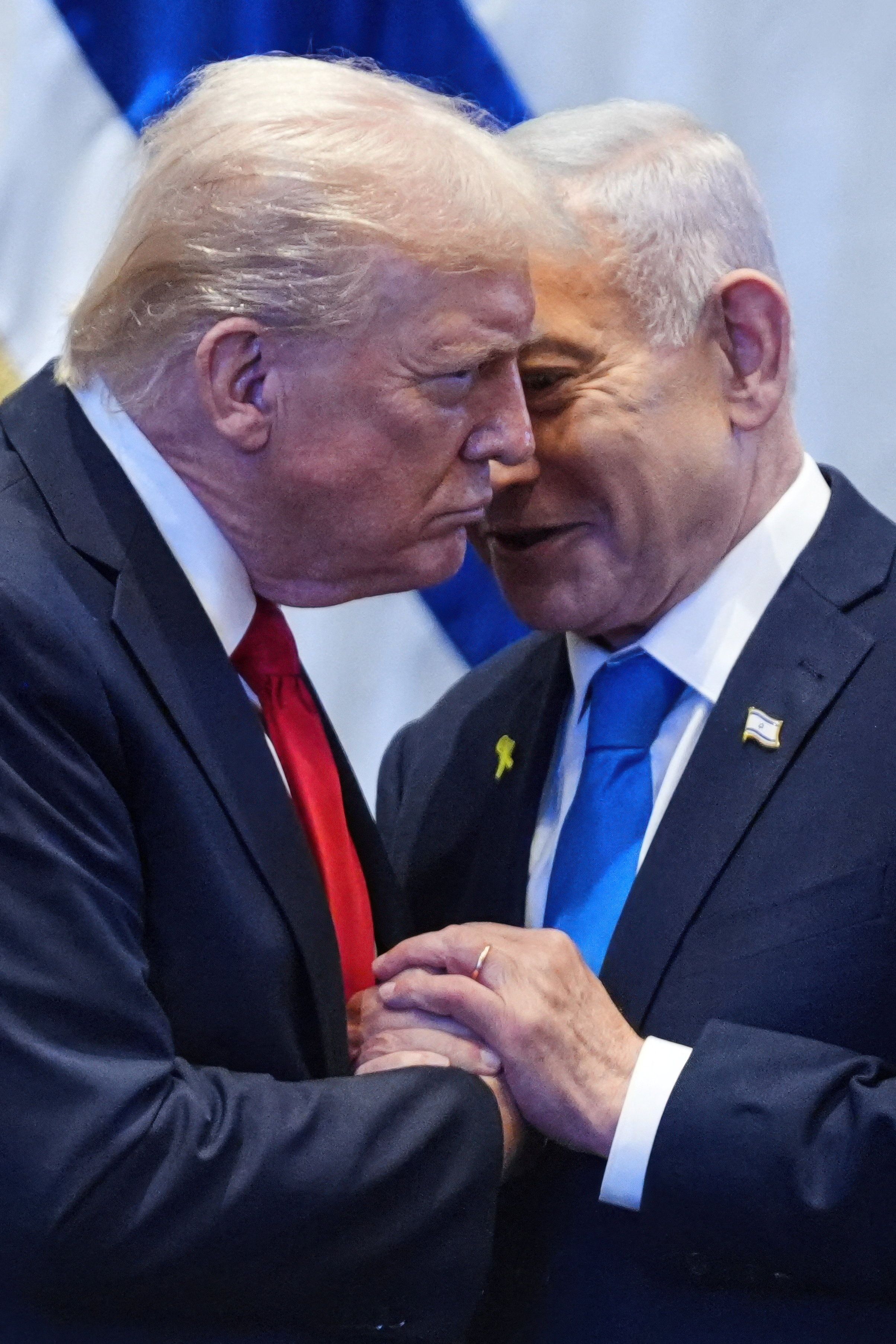  ترامپ در نامه‌ای به رییس‌جمهور اسرائیل خواستار اعطای عفو به بنیامین نتانیاهو شد 