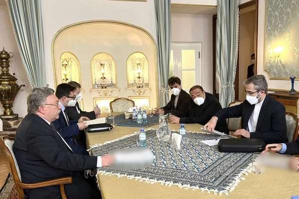 Iran, Russia Holding Bilateral Meetings In Vienna