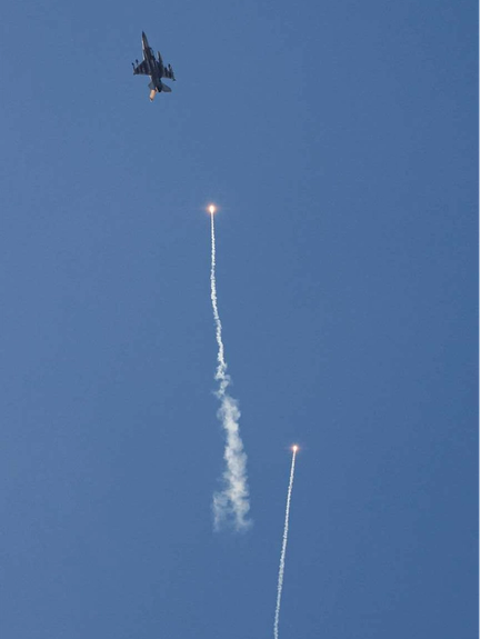 فرنسا: اعترضنا الطائرات المسيّرة التي أُطلقت من إيران باتجاه إسرائيل