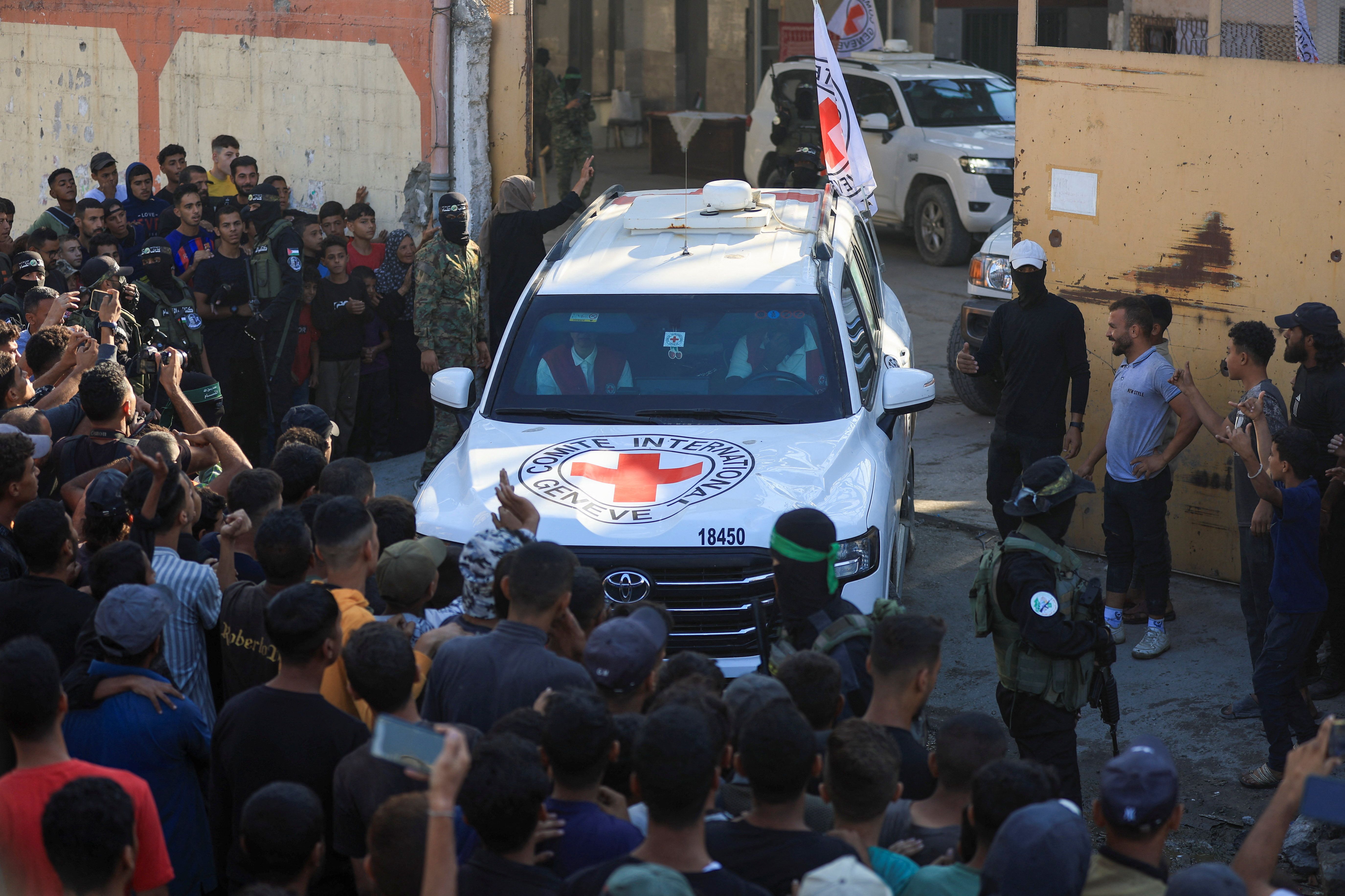 گاردین: در پی بازنگرداندن جسد گروگان‌ها، اسرائیل برای حماس سه‌شنبه را مهلت نهایی تعیین کرد