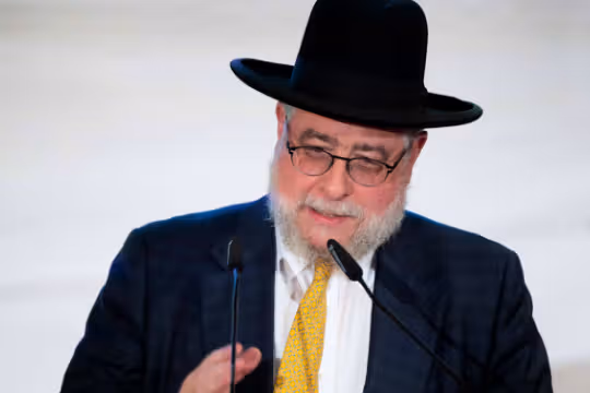 یک خاخام برجسته هشدار داد که جمهوری اسلامی اروپا را هدف قرار داده است