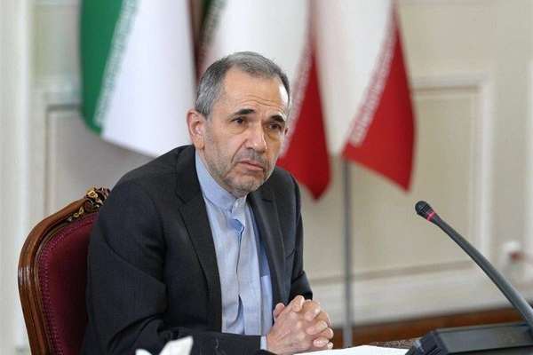 معاون عراقچی: ترامپ به خامنهای گفته بود که اگر به نتیجه نرسیم، جنگ خواهد شد