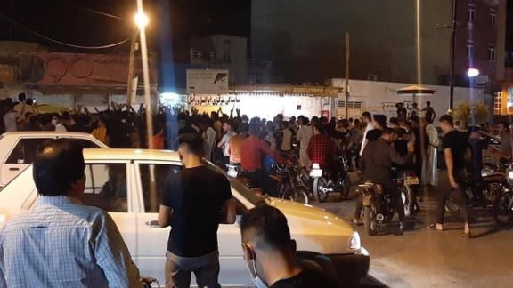 بیش از ۱۳۰ مستندساز: در کنار تشنگان خوزستان میمانیم و سرکوبشان را به شدت محکوم میکنیم