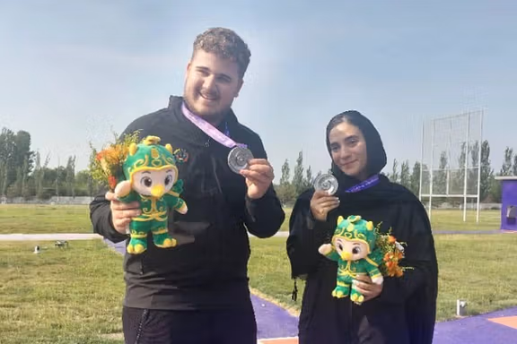 ترکیب محمد بیرانوند و مرضیه پرورشنیا؛ مدال نقره تیم تراپ ایران در کاپ آسیایی چین