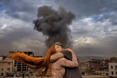 Iranian photographer named IPA Fine Art Photographer of the Year for 'Painful hug'