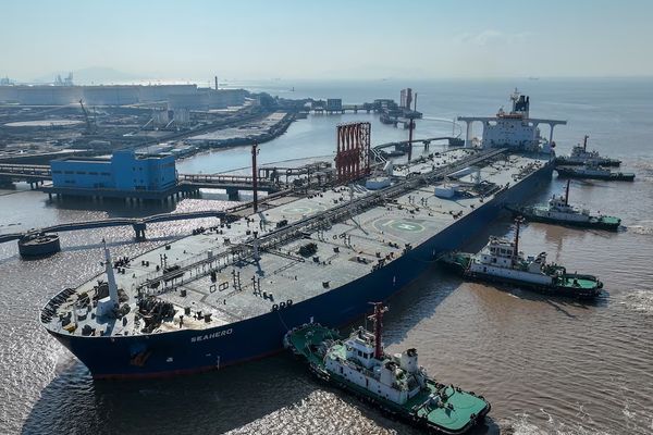 China tells US to stop meddling in its trade with Iran