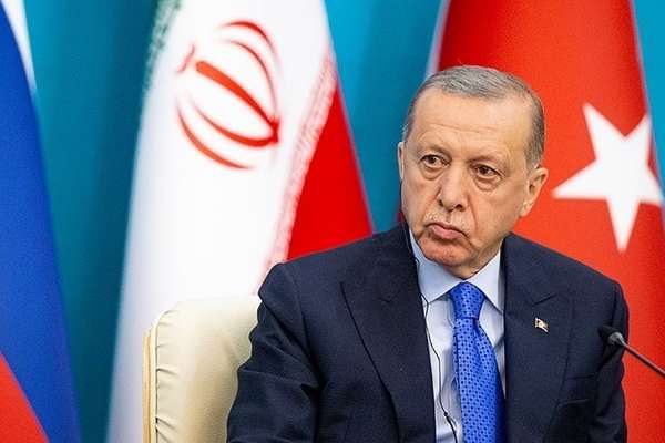 Back From Iran, Turkey’s Erdogan Mulls Syria Offensive