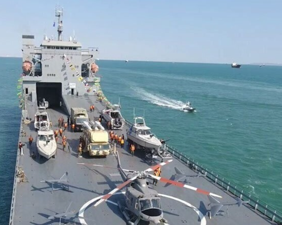 فرمانده نیروی دریایی سپاه: ناو ما برای اولین بار وارد منطقه ناوگان هفتم نیروهای آمریکا شد