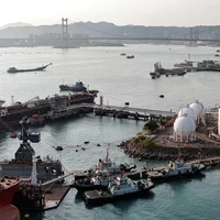 Oil price surge fuels Iran hardliners’ case against US deal