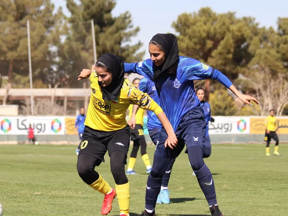 «پست مربی-عکاس خلق شد»؛ چرا مردان نمیتوانند از مسابقات زنان عکاسی کنند؟