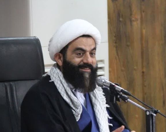 امامجمعه سلفچگان: حجاب مانند ماسک در دوران کرونا، مقابل ویروس بیعفتی را میگیرد