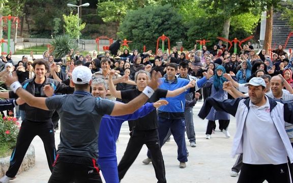 با دستور مدیرکل ورزش خراسان رضوی؛ ورزش مختلط زنان و مردان در پارکهای مشهد ممنوع شد