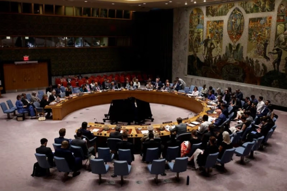 فایننشال تایمز: سه کشور اروپایی به سازمان ملل گفتند آماده فعال کردن مکانیسم ماشه هستند