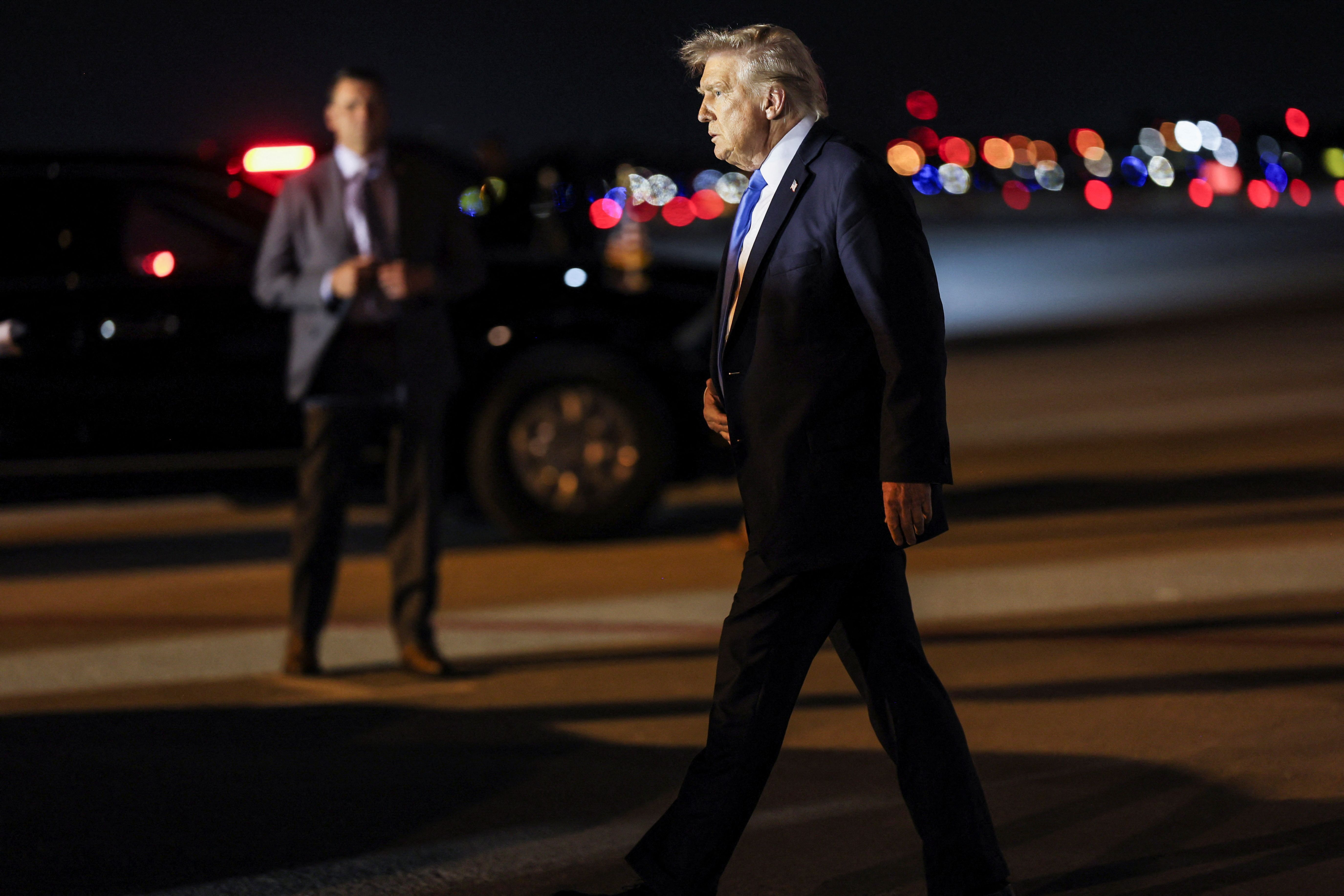 صحيفة خامنئي : ترامب لا يسعى إلى اتفاق مع إيران