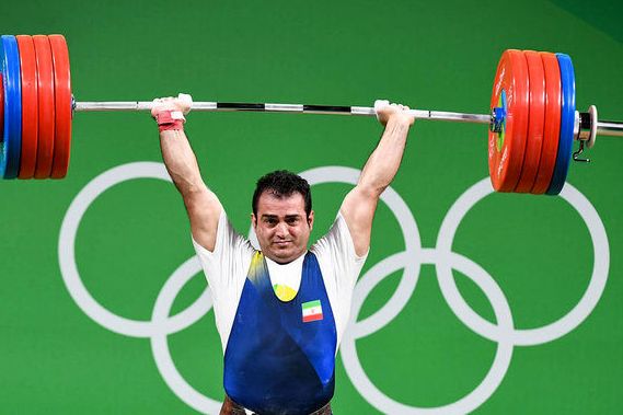 سهراب مرادی دیگر وزنه نمیزند؛ خداحافظی قهرمان المپیک از دنیای وزنهبرداری