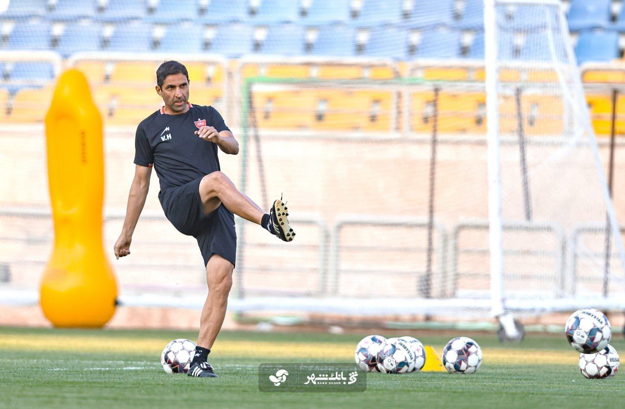 سخنگوی پرسپولیس: مذاکره با مربیان برای جانشینی هاشمیان، «فیک‌نیوز» است