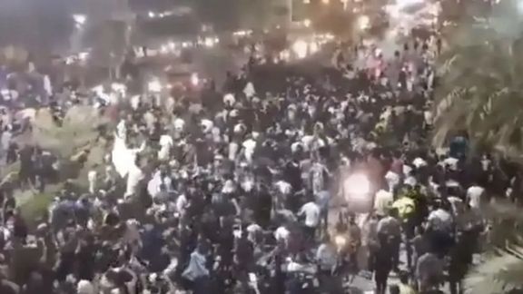 در واکنش به اعتراضات ضد حکومتی: مانور گردانهای امنیتی بسیج در استانهای خوزستان و اصفهان