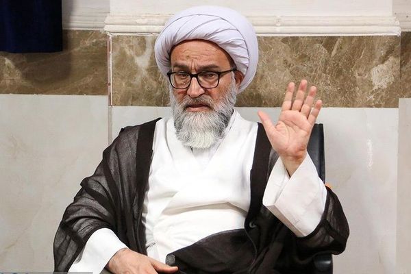 عضو مجلس خبرگان: مذاکره مجدد با آژانس انرژی اتمی عاقلانه و شرافتمندانه نیست