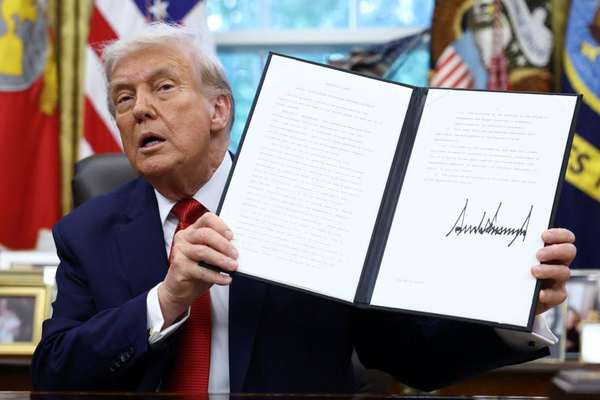 ترامپ فرمانی برای حمایت از قطر پس از حمله اسرائیل امضا کرد