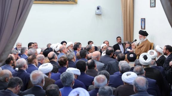 واکنش مخاطبان ایراناینترنشنال به ابراز رضایت خامنهای از مذاکرات: از سر ترس و فریب است