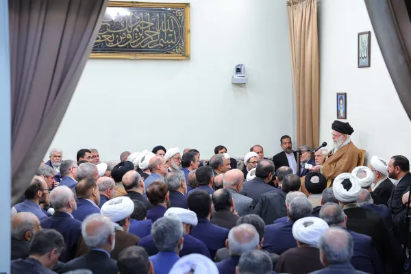 برای حاکمان ایران غرق شدن کشتی اهمیتی ندارد؛ خانوادههایشان سالها پیش فرار کردهاند