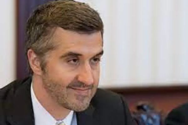 Iranian State Department Executive Praised by Blinken as he Leaves Post