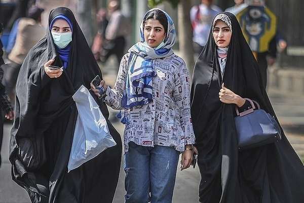 Iranian Clerics Criticize Neglecting Corruption and Enforcing Hijab