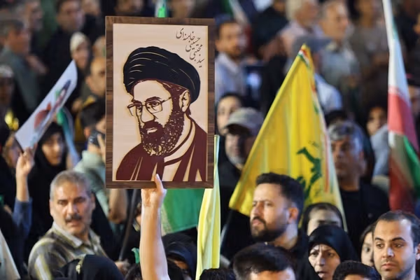 منبع نزدیک به مذاکرات: درباره هماهنگی قالیباف با مجتبی خامنهای تردید وجود دارد