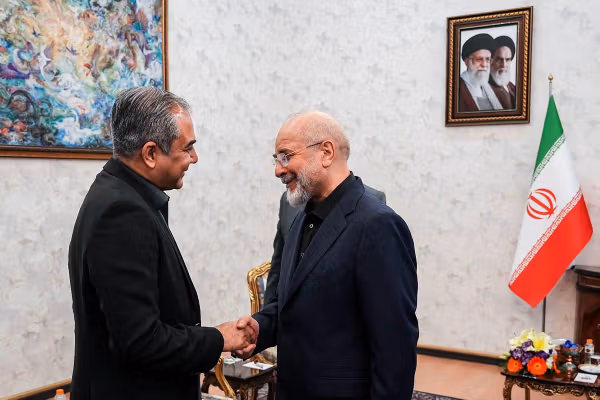 همزمان با تلاش پاکستان برای میانجیگری، ترامپ بر گرفتن اورانیوم غنیشده ایران تاکید کرد