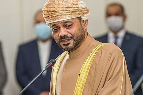 وزير الخارجية العماني: إيران وأميركا قريبتان من اتفاق لتبادل السجناء