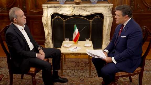 Iranian President Masoud Pezeshkian (L) speaks with Fox News’ Special Report anchor Bret Baier during an interview, September 24, 2026. Fox News