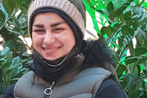 القضاء الإيراني يحظر نشر فيديو وصور قطع رأس المرأة الأهوازية.. ويهدد المخالفين