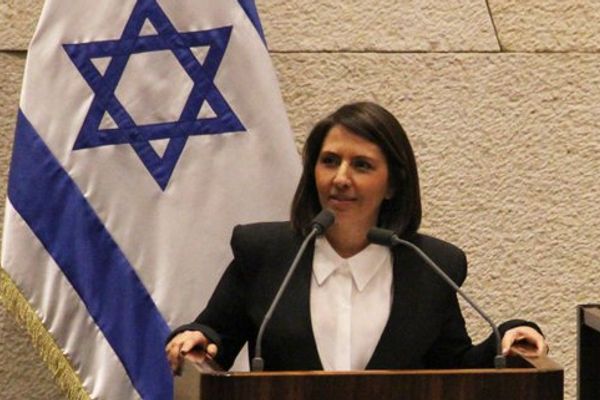 وزيرة المخابرات الإسرائيلية: أقنعت معظم النواب بالانسحاب من الرسالة المؤيدة لتقسيم إيران