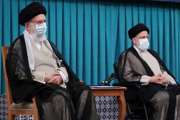 Tehran Paper Says President Should Not Defy Leader