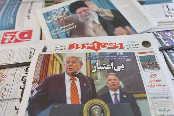 السلطات الإيرانية تمنع وسائل الإعلام من نشر المخاوف بشأن تداعيات عودة العقوبات
