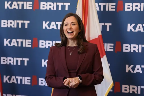 سناتور آمریکایی: دستهای «آیتالله» به خون شمار زیادی از آمریکاییها آلوده است