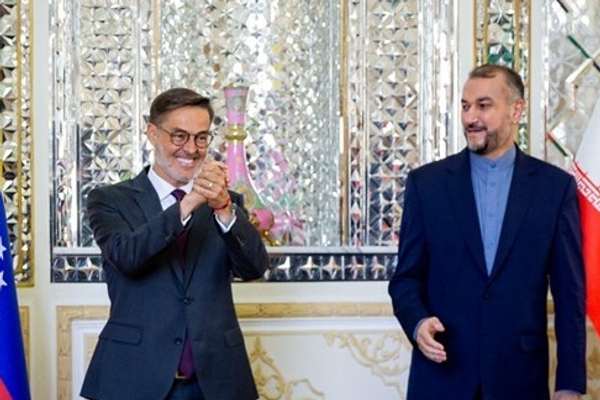 Media, Pundits Query Iran’s Search For Venezuela, China Agreements