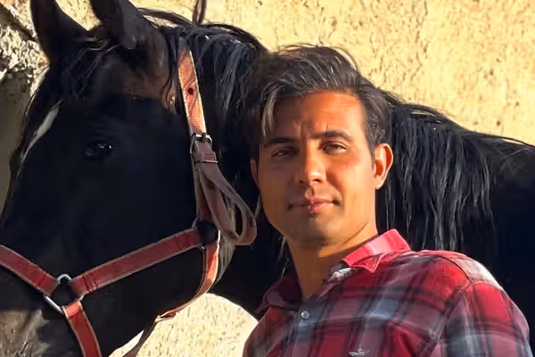 علی میرزایی، معترض در اراک، برای ۵ سال زندان فراخوانده شد