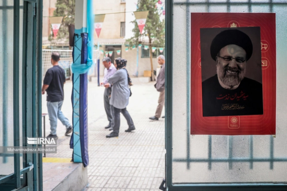 People at a polling station in Tehran’s Somayyeh high-school