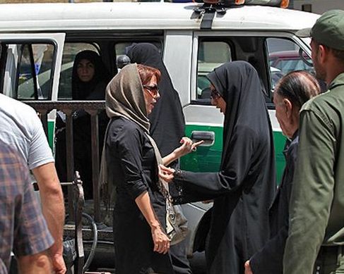 رئیسی دستور اجرای کامل مصوبه عفاف و حجاب را صادر کرد