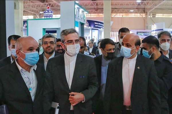 Tehran Abuzz With Contradicting Views On Nuclear Talks In Doha