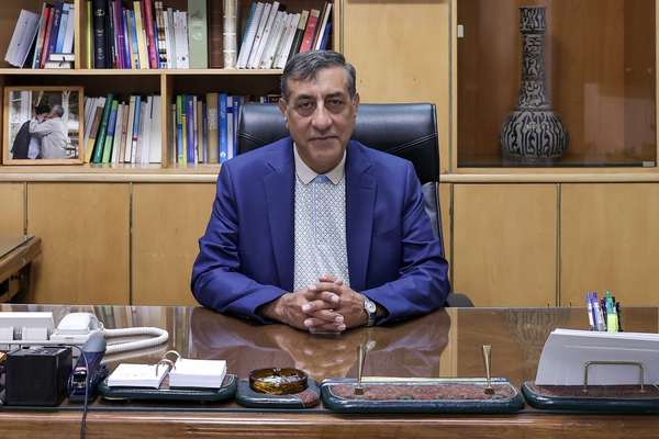 مساعد الرئيس الإيراني:الالتفاف على العقوبات أصبح صعبًا للغاية في الوقت الراهن