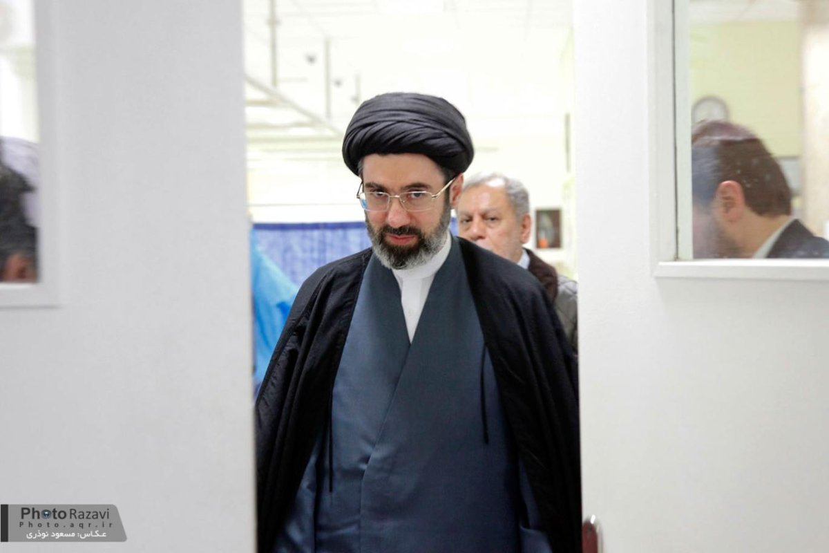 "خبراء القيادة" يختار مجتبي خامنئي مرشدًا للنظام الإيراني 