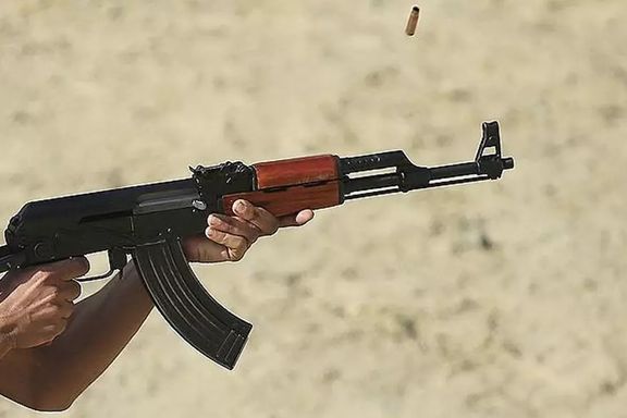 مقتل قائد في الحرس الثوري الإيراني ورئيس بلدية مدينة "بنت" وجنديين آخرين في هجوم مسلح