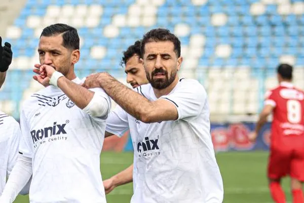 باخت پرسپولیس به ملوان در ورزشگاه خالی از تماشاگر قایقران